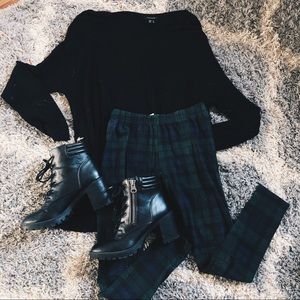 Leggings & sweater (bundle!) 🦚